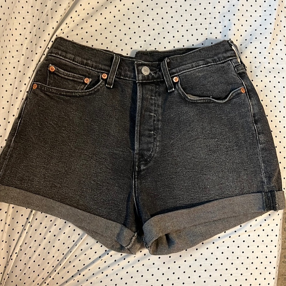 Like new Levi denim shorts